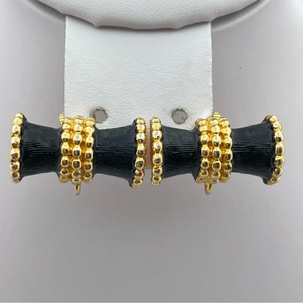 Kenneth Jay Lane Black Enamel Gold Beaded Clip-On Earrings Runway Couture - Picture 3 of 8